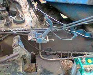 ขายรถไถ Ford 6600 1 เพลา เอกสารเล่มทะเบียน เสื้อลาย ผาน 3 ผาน 7 ผานดันหน้า CMT