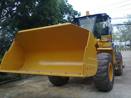 ขายด่วน..รถตัก KOMATSU WA300-1-3051x รถสวยเก่าญี่ปุ่น ปรับสภาพให้พร้อมใช้ ด้วยมาตรฐานศูนย์ KOMATSU.