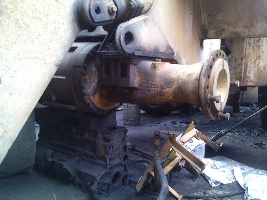 CAT 950F1รื้อขายเป็นอะหลั่ย CAT 950F1รื้อขายเป็นอะหลั่ย