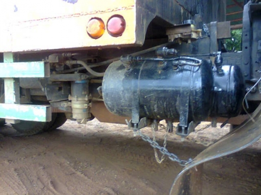 ขายเทเลอร์  HINO F17 วางเครื่อง HO7C 185แรงม้า 2เพลา สภาพสวยพร้อมใช้ ติดต่อได้ที่คุณ อ๊อฟ พิจิตร 086-737-9991