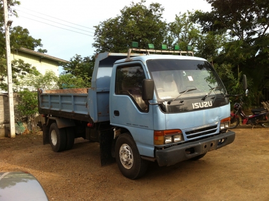 ขาย6ล้อหัวการ์ตูน 130แรงม้าดั้ม สามมิตร