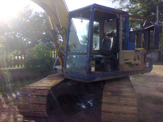 ขายKOMATSU PC 120-3 สภาพสวยพร้อมใช้ ติดต่อได้ทีคุณ อ๊อฟ พิจิตร 086-737-9991