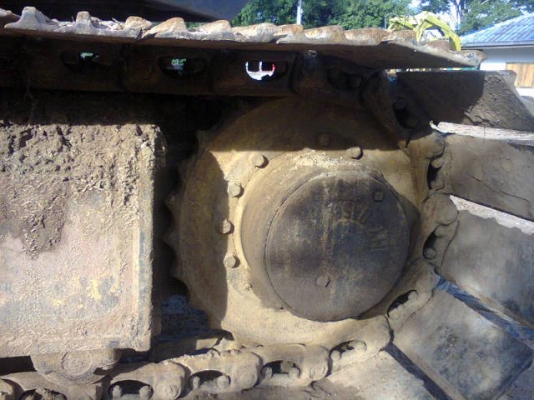 ขายKOMATSU PC 120-3 สภาพสวยพร้อมใช้ ติดต่อได้ทีคุณ อ๊อฟ พิจิตร 086-737-9991