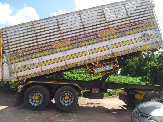 ขาย ISUZU FXZ 360 แม่ลูกดั้มเกษตรคอกมิเนียม ใส่ของได้33ตัน แม่6.5ม.ลูก7.0ม.3เพลายกล้อได้ ยางเรเดียนทุกเส้นแถมประกันชั้น1+ประกันสินค้า พร้อมโอน  ขาย3,200,000 สนใจโทรคุยกันได้ 0801575222