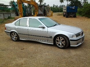 ขายรถ BMW รุ่น 318i ปี 93 เครื่อง 1800 cc ติดต่อ พี่เล็ก 082-292-0390