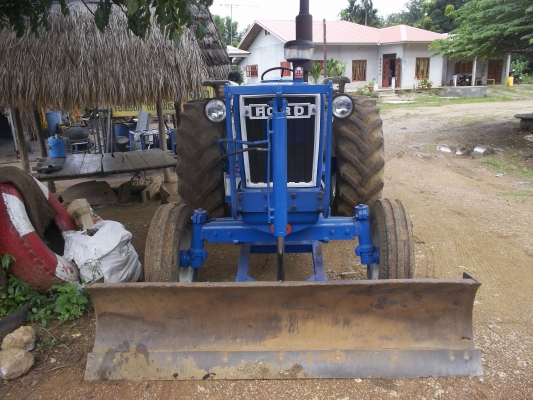 ขายรถไถฟอร์ด รุ่น 6600 ขายรถไถฟอร์ด รุ่น 6600