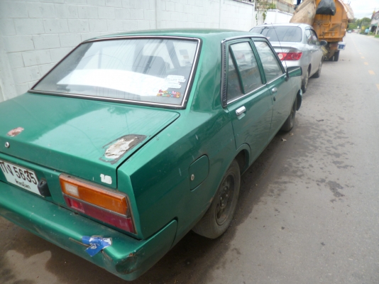 ดัสสัน b 310 ไฟเหลี่ยม 4 ประตู ดัสสัน b 310 ไฟเหลี่ยม 4 ประตู