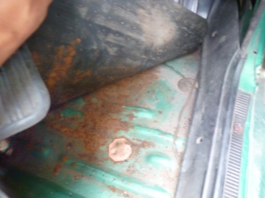 ดัสสัน b 310 ไฟเหลี่ยม 4 ประตู ดัสสัน b 310 ไฟเหลี่ยม 4 ประตู