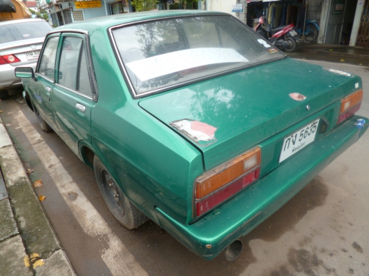 ดัสสัน b 310 ไฟเหลี่ยม 4 ประตู ดัสสัน b 310 ไฟเหลี่ยม 4 ประตู