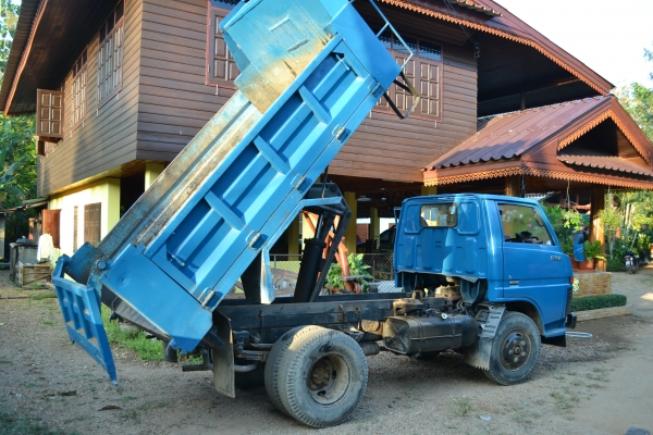 ขาย 6ล้อ ดั้ม TOYOTA DYNA