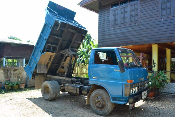 ขาย 6ล้อ ดั้ม TOYOTA DYNA