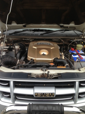 ขาย Isuzu Dmax Hilander gold series cab  2500cc ปี2008