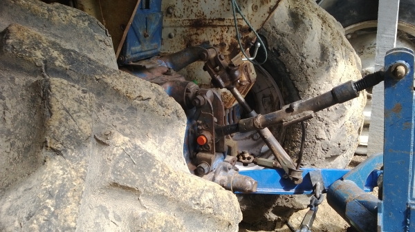 รถไถ FORD 5000 T5 รถไถ FORD 5000 T5