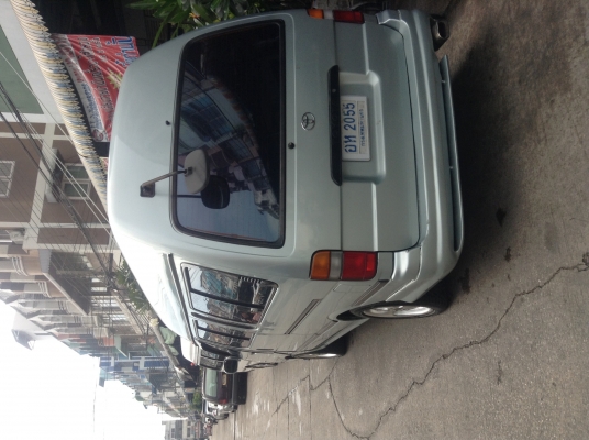 ขายรถตู้หัวจรวด ปี2003 เครื่อง2j แก๊สหัวฉีด vip เบาะ 9 ของแต่งครบ