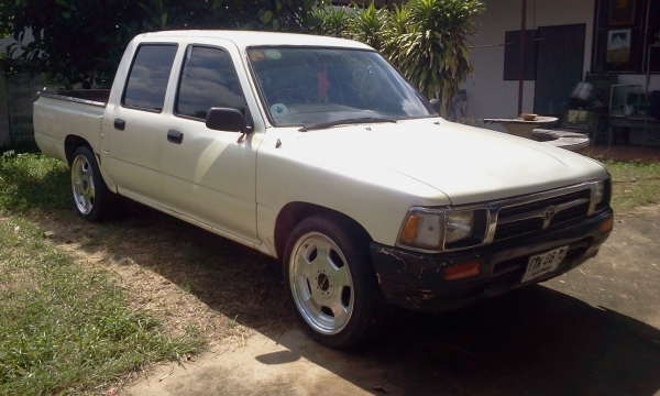 ไมตี้กะบะ4ประตู เครืองดีเซล รถใช้งานทุกวันล้อ18"  พร้อมโอน