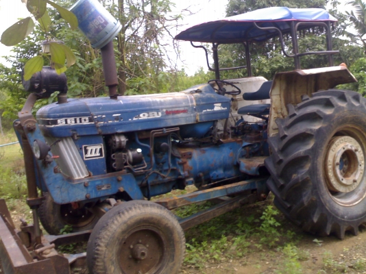 ขายรถไถฟอร์ด 6610 สภาพเยี่ยมมากๆ พร้อมผาน 7 CMT มีดันหน้าCMT