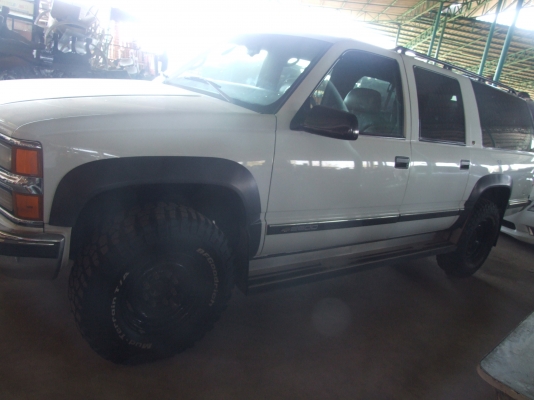 ขายด่วนๆ CHEVROLET .SUBUBAN 2500 V 8 ,VORTECH
