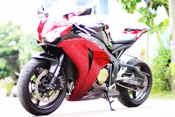 ขาย cbr 1000 ปี2008 สเป็ค USA สภาพดี อยากไปเล่นตัวอื่นบ้าง