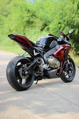 ขาย cbr 1000 ปี2008 สเป็ค USA สภาพดี อยากไปเล่นตัวอื่นบ้าง