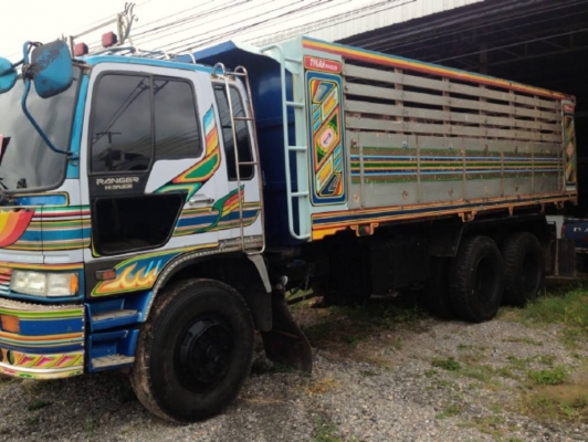 ขาย10ล้อ2เพลาดั๊ม HINO FM3MNLD 240HP เครื่องเดิม เกียร์ฟูลเลอร์ ระบบลากพ่วง กระบะดั๊มเนียม ภายในเก๋งสวยคอนโซลครบ ยางสวย10เส้น คัสซีดีไม่ผไม่ดาม พร้อมใช้งาน ราคาต่อรองได้เด้อ พี่น้องครับ