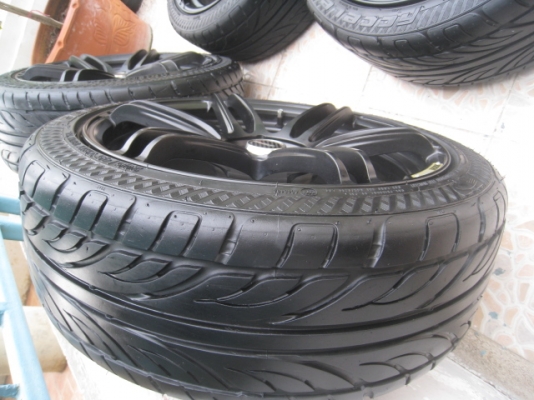 ขายล้อแม็ก Cosmis MR2 17"x7" et38 4รู100 + ยางปี 11  สนใจติดต่อเล็กคลองสามครับ (081-3747940)