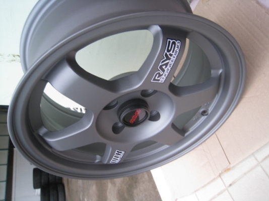 ขายล้อแม็กใหม่ TE37 15"x7" et38 4รู100 สีเทา พร้อมจุ๊ป Rays และน็อต Rays ล้อใหม่ไม่เคยใช้งานครับ  สนใจติดต่อเล็กคลองสามครับ (081-3747940)