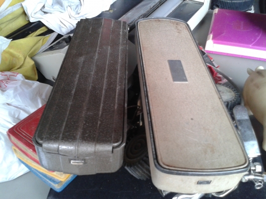 ที่วัดความดันโบรานไว้โชว์ 2 ตัว 600