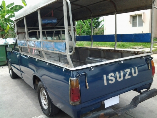 กระบะที่ทรหด อดทนมายาวนาน กระบะที่ทรหด อดทนมายาวนาน