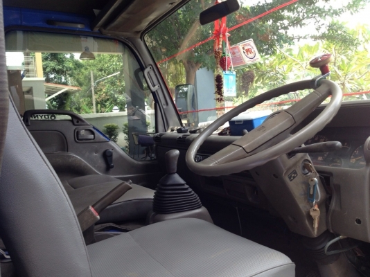 ขาย6 ล้อ isuzu NQR