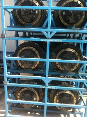 ตัวเดินKOMATSU PC200-7และ8 ตัวเดินKOMATSU PC200-7และ8