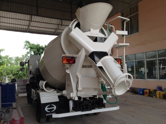 รับต่อรถโม่ปูน 4 คิว