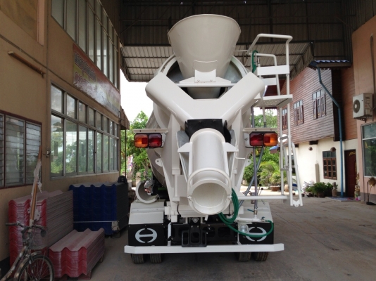 รับต่อรถโม่ปูน 4 คิว