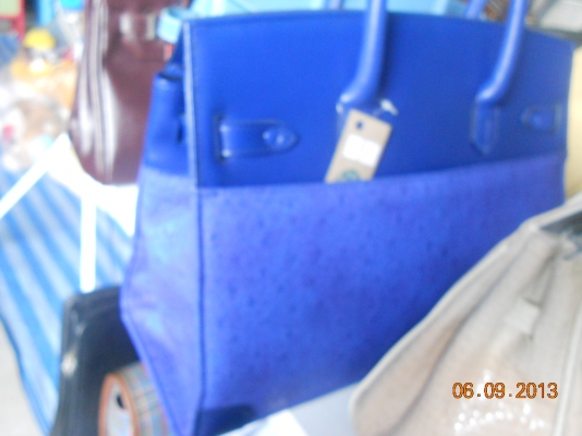 กระเป๋าผู้หญิงของแท้จากญี่ปุ่นมีผลิตที่ USA.ฝรั่งเศษ, อื่นๆ ใช้มาน้อยมากอย่างสวย หาตำหนิไม่เจอ กระเป๋าผู้หญิงของแท้จากญี่ปุ่นมีผลิตที่ USA.ฝรั่งเศษ, อื่นๆ ใช้มาน้อยมากอย่างสวย หาตำหนิไม่เจอ