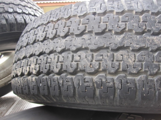 แม็กโตโยต้า D4D + ยาง 31 ทั้งชุด 9,000-