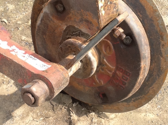 ผานบุกเบิก 3 จาน CMT ชลบุรีเมืองทอง ผานไถอันดับ 1 ของเมืองไทย ผานบุกเบิก 3 จาน CMT ชลบุรีเมืองทอง ผานไถอันดับ 1 ของเมืองไทย