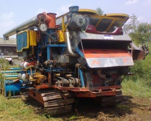 ขายด่วน รถเกึ่ยวข้าววิชาญการช่าง เครื่องยนต์ของฮีโน่ 195 HP เทอร์โบ HO7D อุ้มปรับระดับซ้าย 2.5 ตัน ปั๊มไดกิ้น เบอร์ 22 ช่วงล่าง 10HT สภาพดีพร้อมใช้งาน ราคาต่อรองได้นะครับ ขายด่วน รถเกึ่ยวข้าววิชาญการช่าง เครื่องยนต์ของฮีโน่ 195 HP เทอร์โบ HO7D อุ้มปรับระดับซ้าย 2.5 ตัน ปั๊มไดกิ้น เบอร์ 22 ช่วงล่าง 10HT สภาพดีพร้อมใช้งาน ราคาต่อรองได้นะครับ