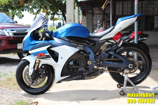 แม็กสิงห์บุรี//SUZUKI GSXR-1000 L1 ปี2011 สภาพหล่อ มีของแต่ง  ทะเบียนแท้ โอนขนส่ง 629000 ด่วน