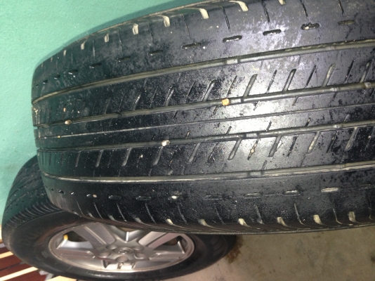 ขายแม็กพร้อมยาง วีโก้