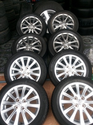 ขายล้อแม็กซ์ VIOS 12 ก้าน พร้อมยาง ชุดละ