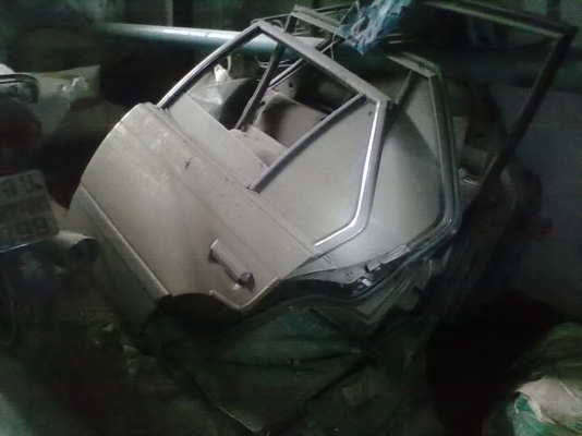 ขายอะไหลรถ  ระเบิดรถแต่ง จำนวนมาก