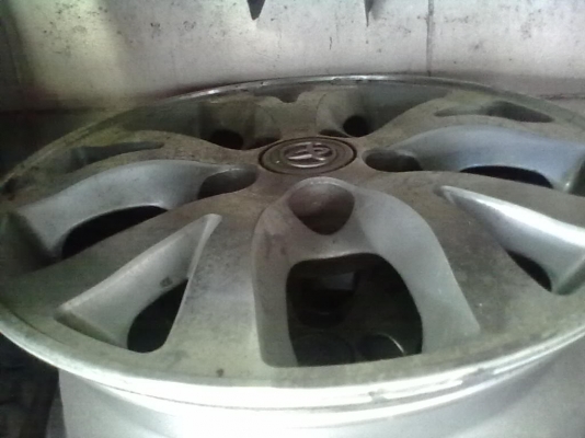 ขายอะไหลรถ  ระเบิดรถแต่ง จำนวนมาก