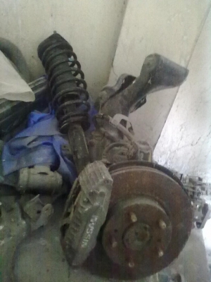 ขายอะไหลรถ  ระเบิดรถแต่ง จำนวนมาก