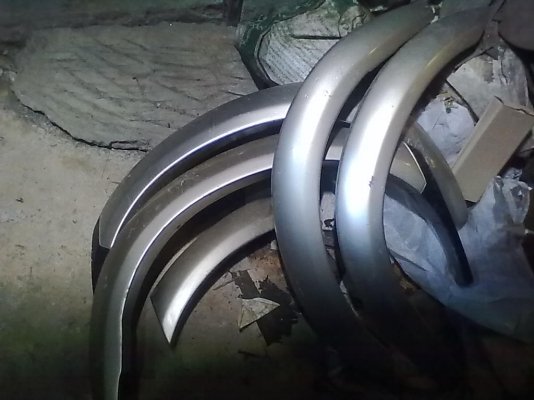 ขายอะไหลรถ  ระเบิดรถแต่ง จำนวนมาก