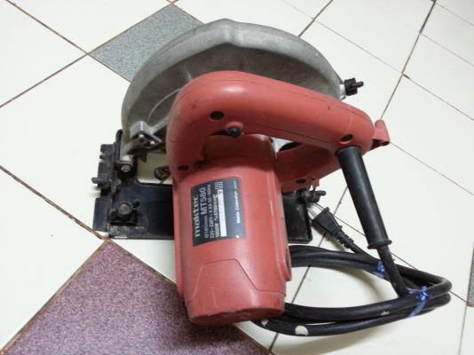 ขายเลื่อยวงเดือนขนาด7นิ้วสภาพดียี่ห้อ Maktecในเครือmakitaพร้อมใช้งานได้เลยคับ