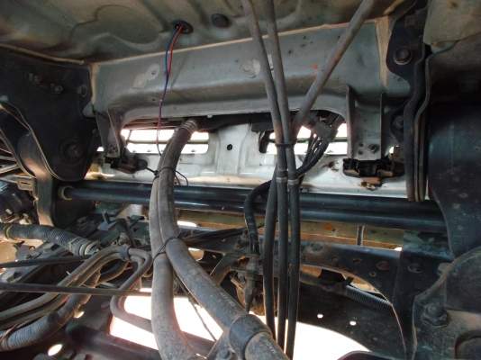 ขายด่วนรถสิบล้อHINOเมก้าเครืองJO8C220แรงม้าปี46