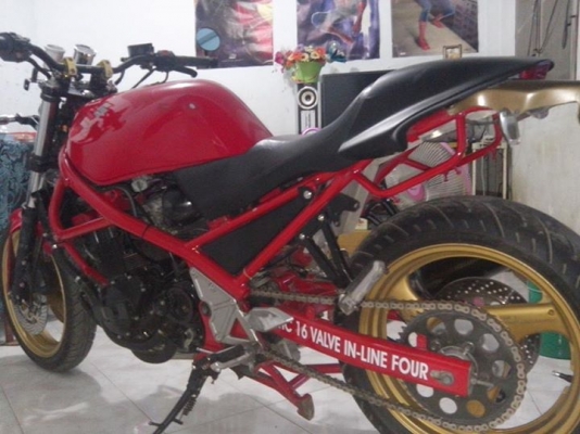 ขาย suzuki bandit 400 อินวอย 55000 แตงสวย ขาย suzuki bandit 400 อินวอย 55000 แตงสวย