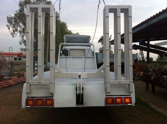 จัดให้ตามความต้องการของลูกค้าครับ ISUZU 195 Hpสีขาวล้วนๆครับ(ทีมงานรถคุณภาพ)