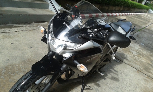 ** ขายรถ Honda CBR250i หัวฉีด ปี54 สวยๆ เครื่องดีมาก **