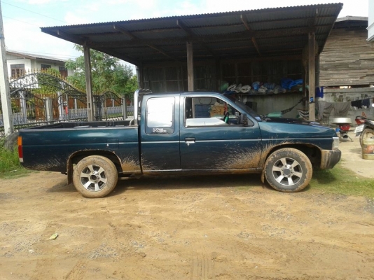 รถกระบะนิสสัน BIG M ปี่2536 พวงมาลัยพาวเวอร์ เครื่องดี2500ฝาแดง