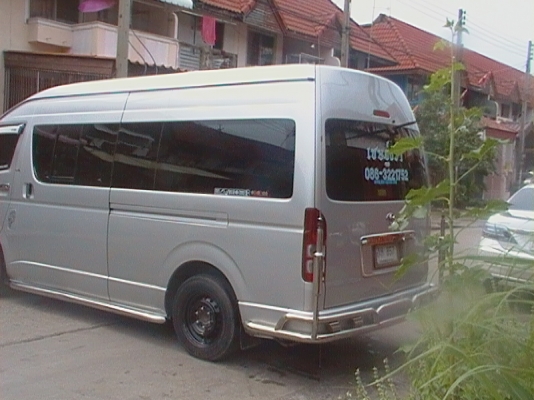 ขายรถตู้